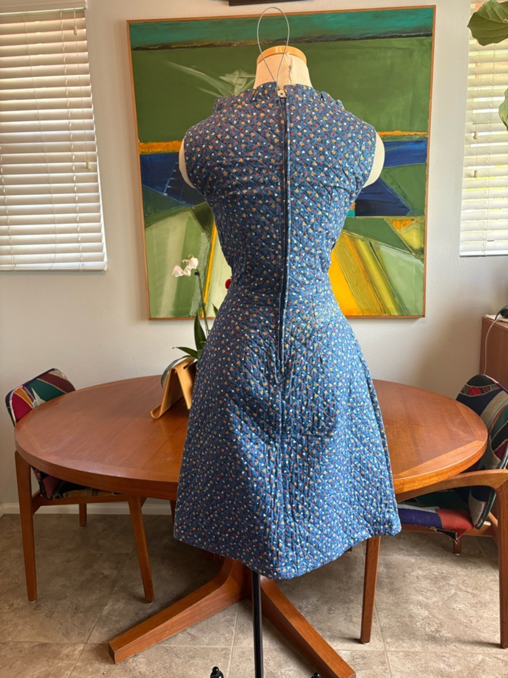 Vintage 50s Blue Floral Quilted Fit-and-Flare Dress with Strawberries and Hearts - Picture 9 of 11